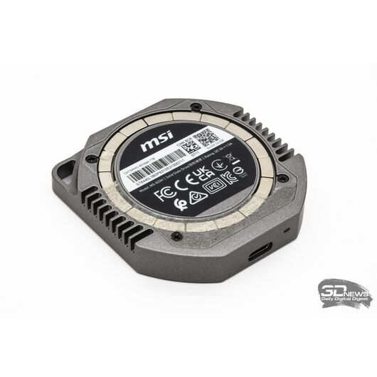 Внешний SSD накопитель MSI DATAMAG 1TB USB4 40Gbps MagSafe (S78-440L3B0-P83), фото 2